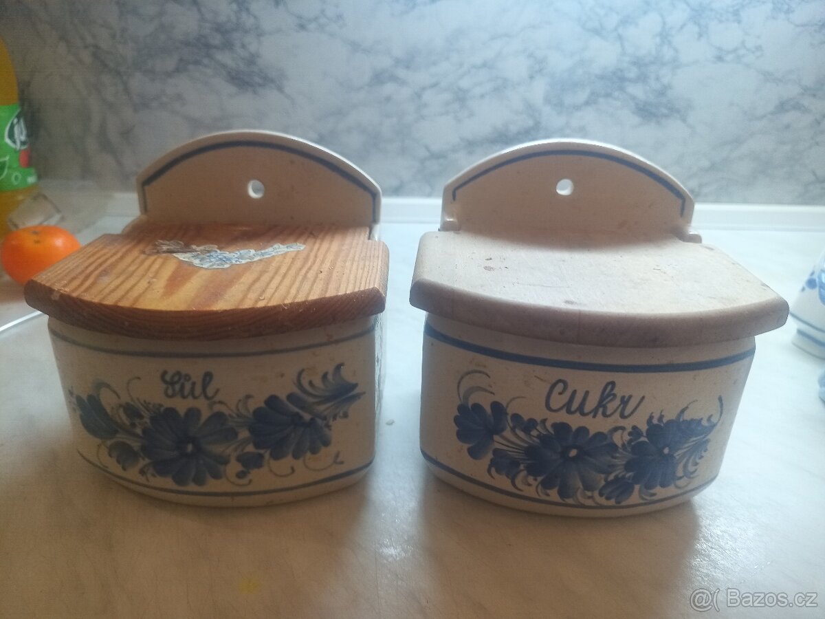 Hrdějovická keramika