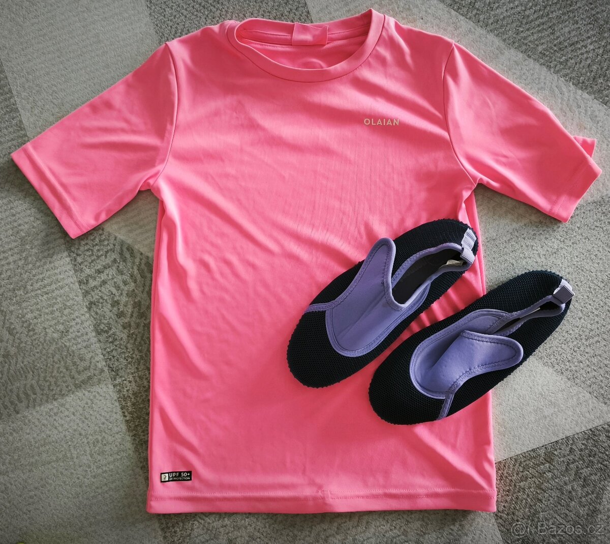 Dívčí boty do vody a tričko, vel. 134/140