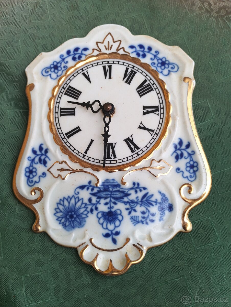 Hodiny ,porcelán