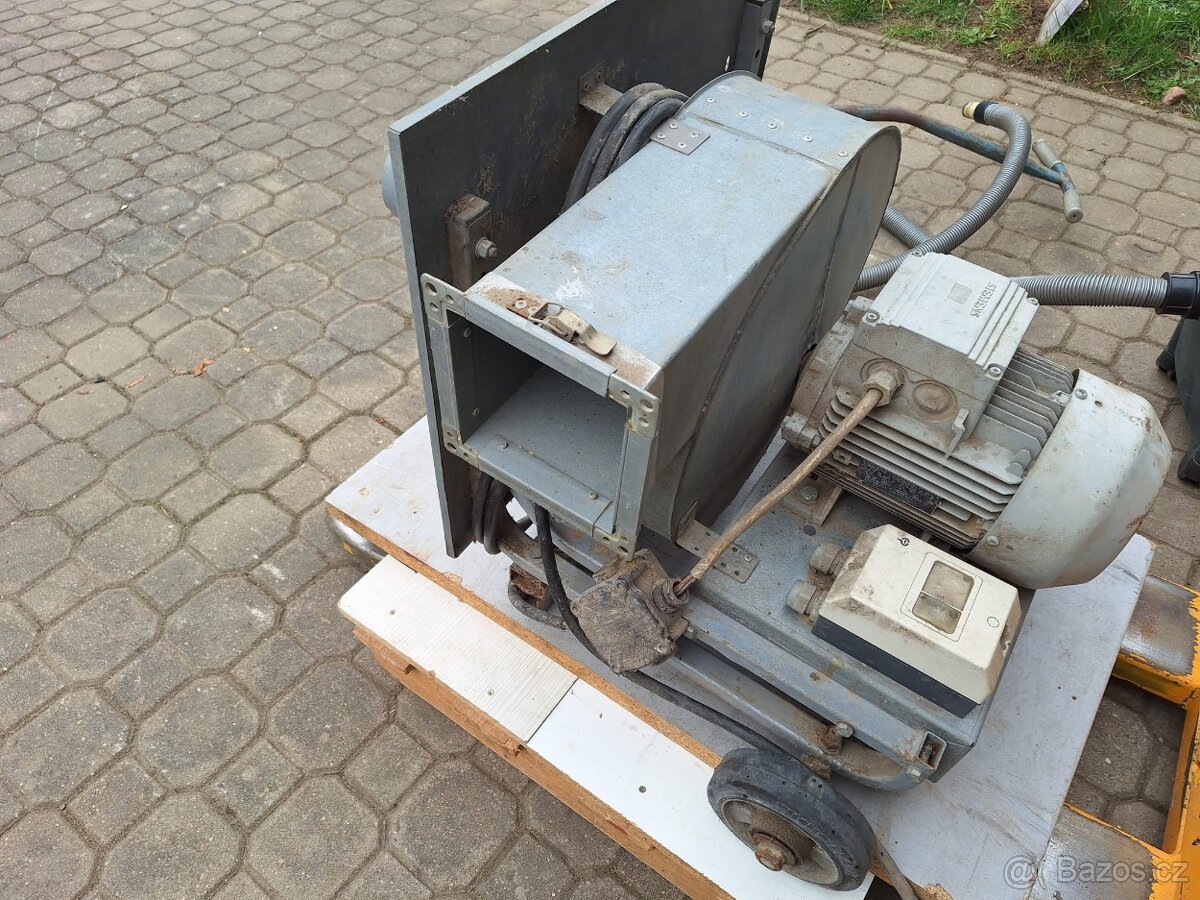 Ventilátor k odsávání
