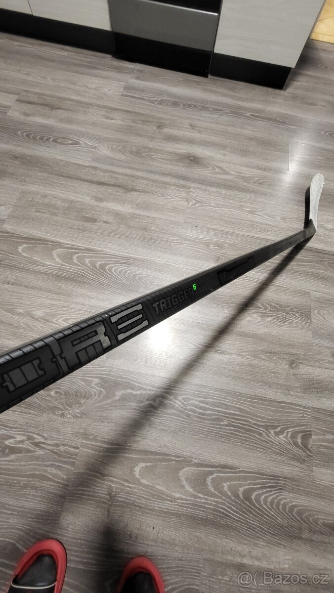 Prodám hokejky CCM a Easton