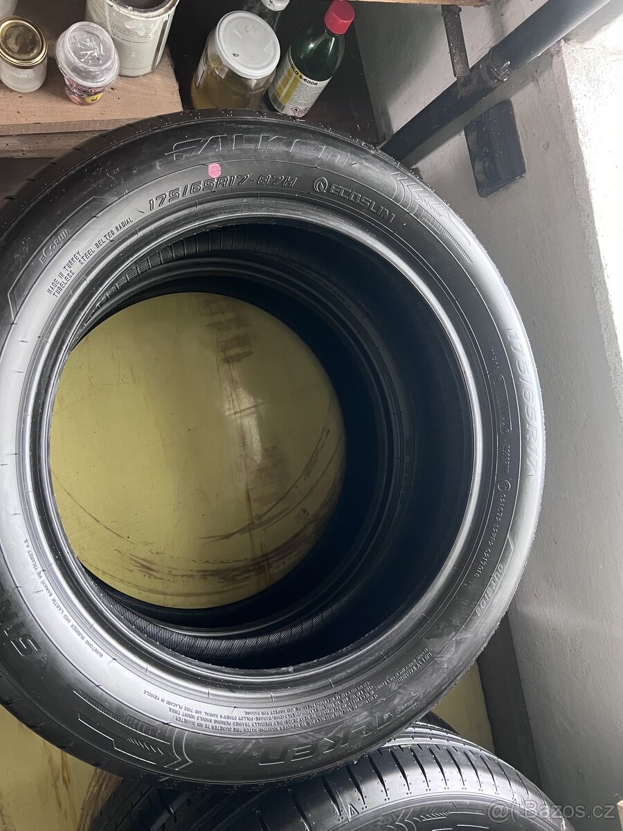 falkon 175/65/r17 Toyota nove pneu