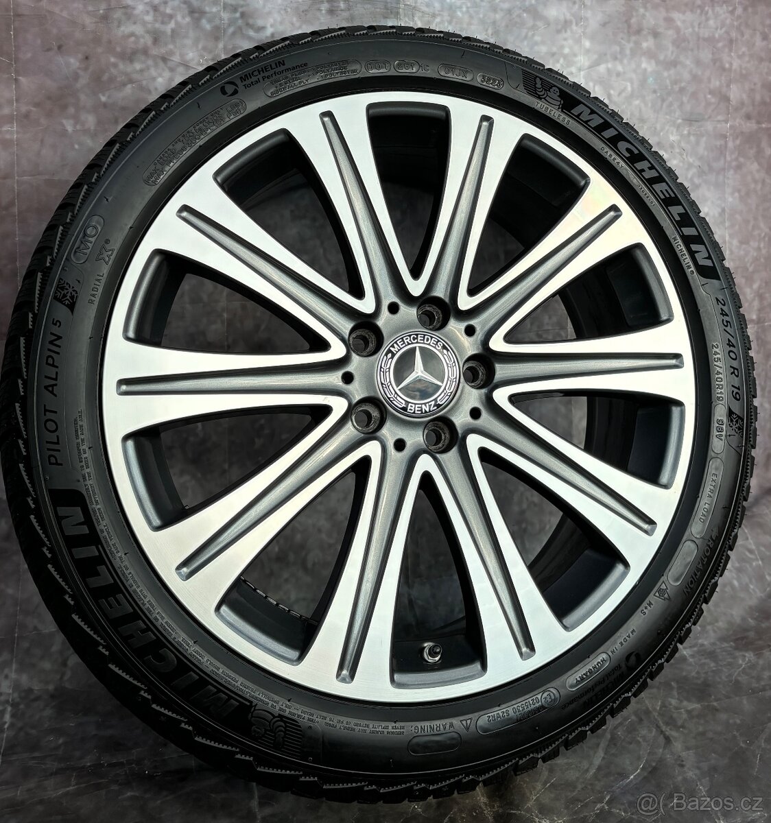 Zimní originální Top sada Mercedes třídy E 245/40R19 DPH