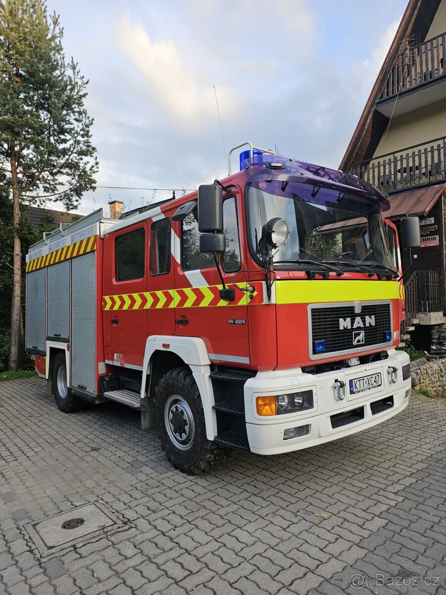 hasičský Expedicne auto hasičské (požární) Man Mercedes 4x4