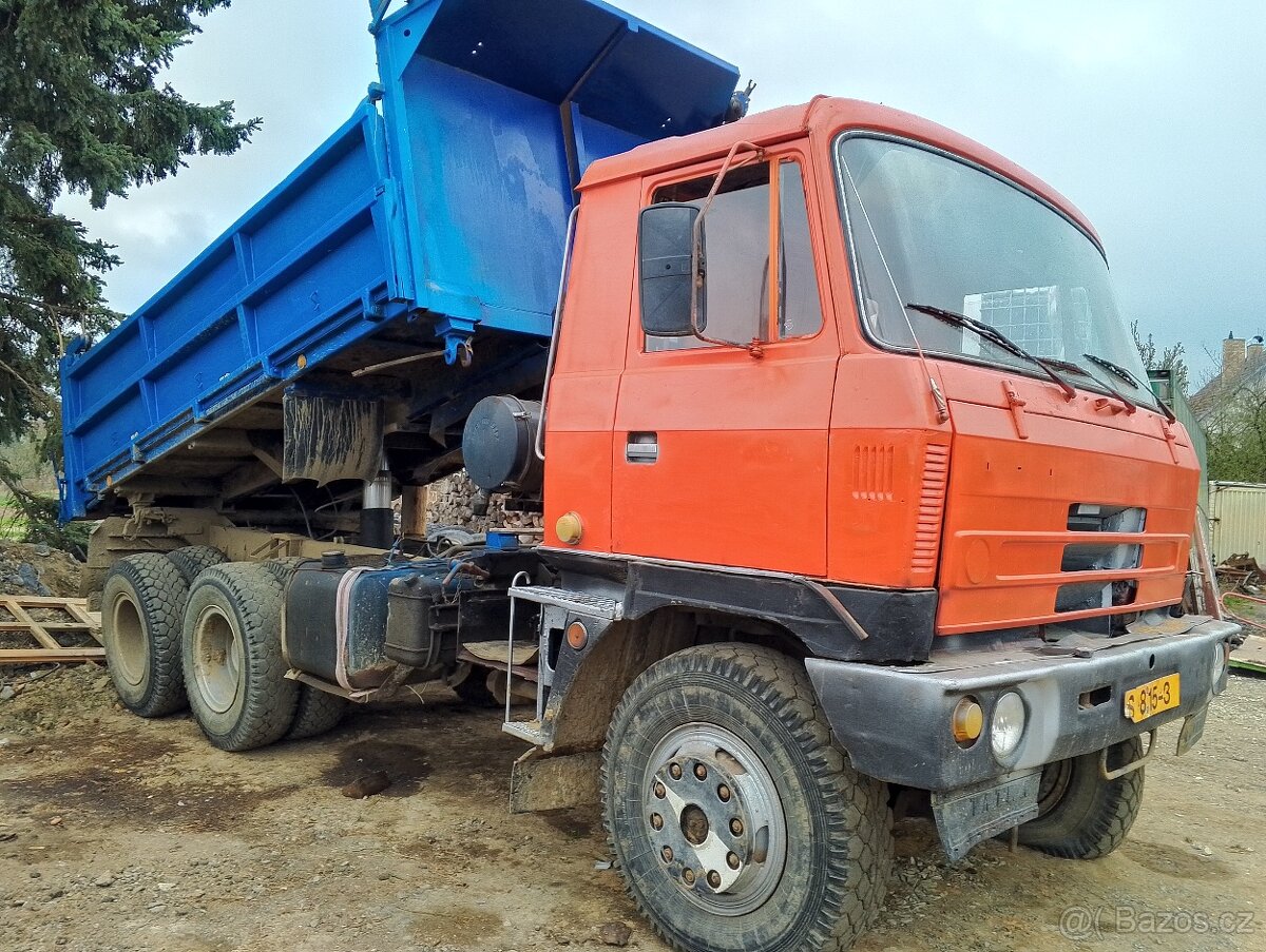 Tatra 815