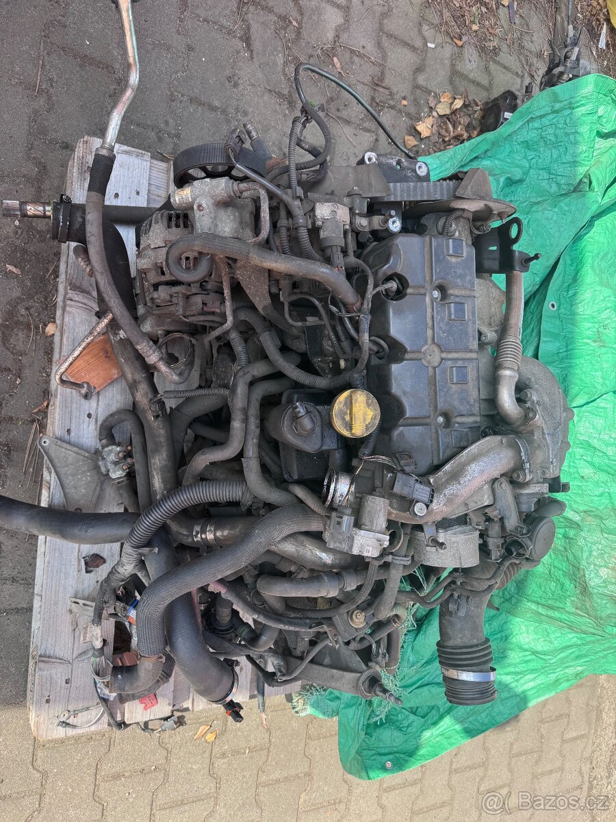 Motor F9Q17 - 1.9 DCI 92kW kompletní s převodovkou