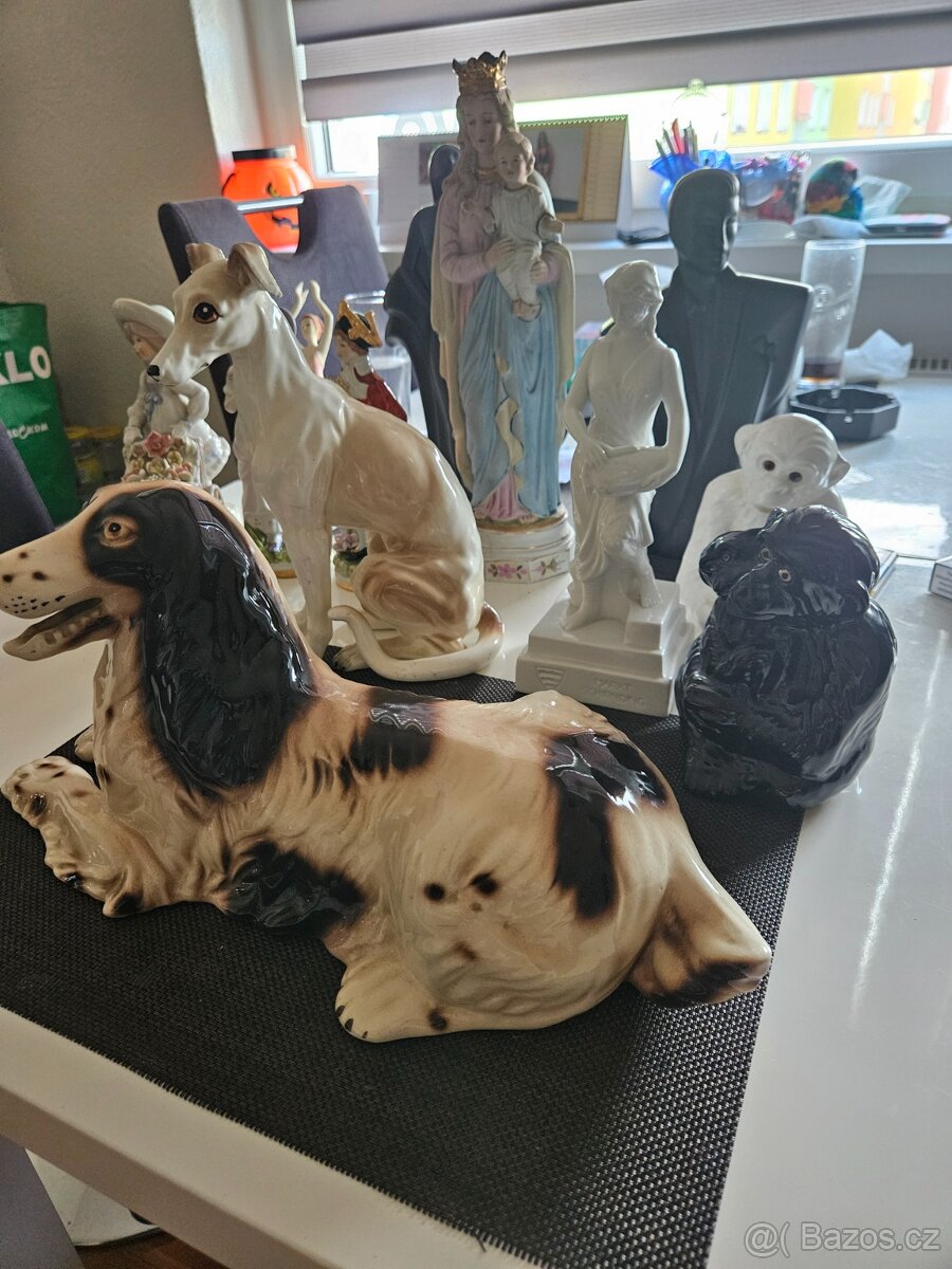 Porcelan.