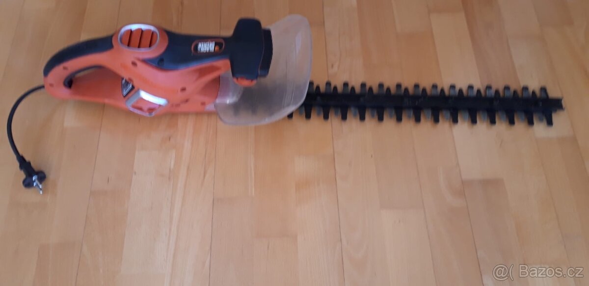 Elektrické nůžky na živý plot