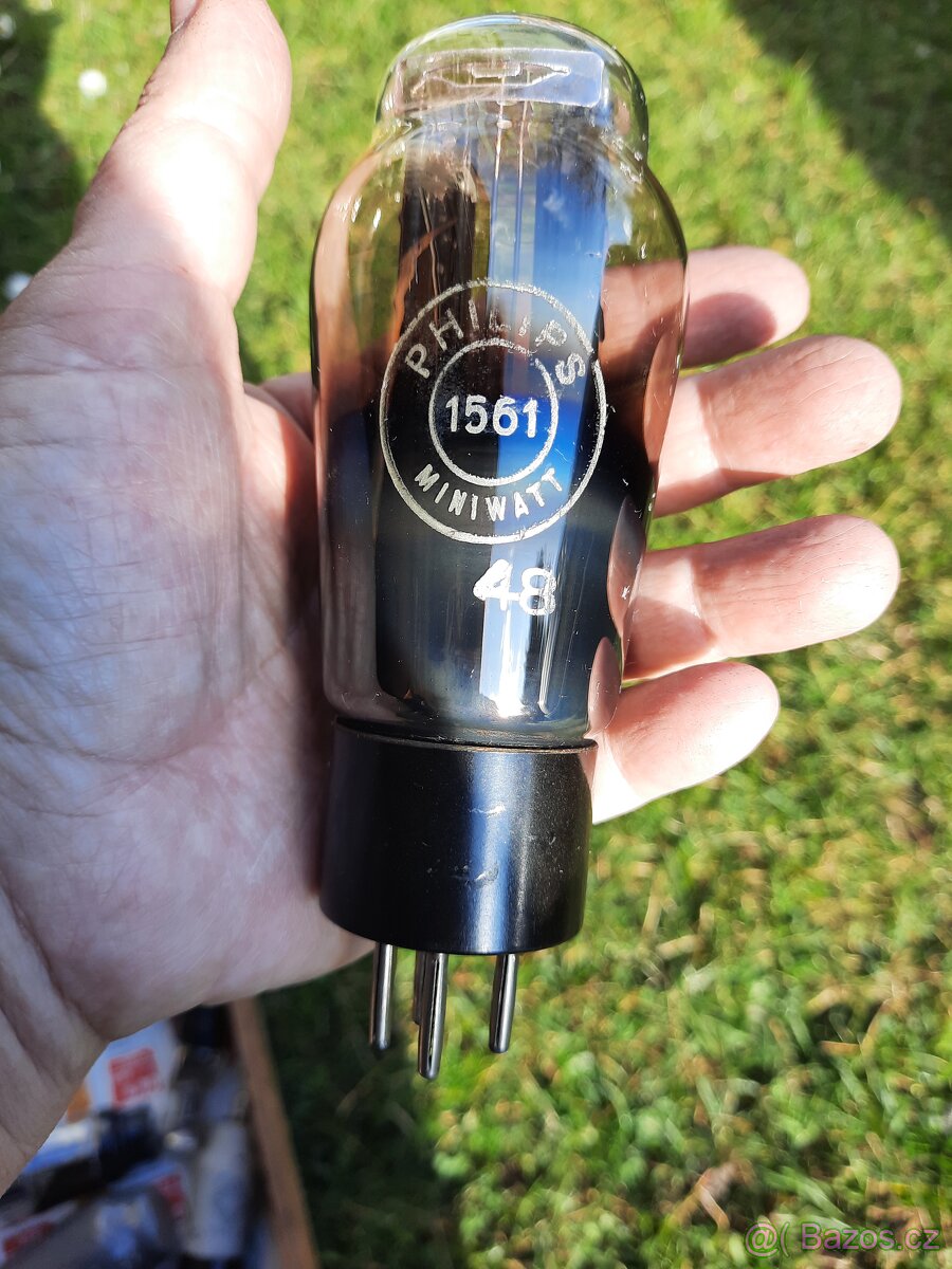 Elektronky Tungsram Telefunken Philips / elektro č.8 , č.9
