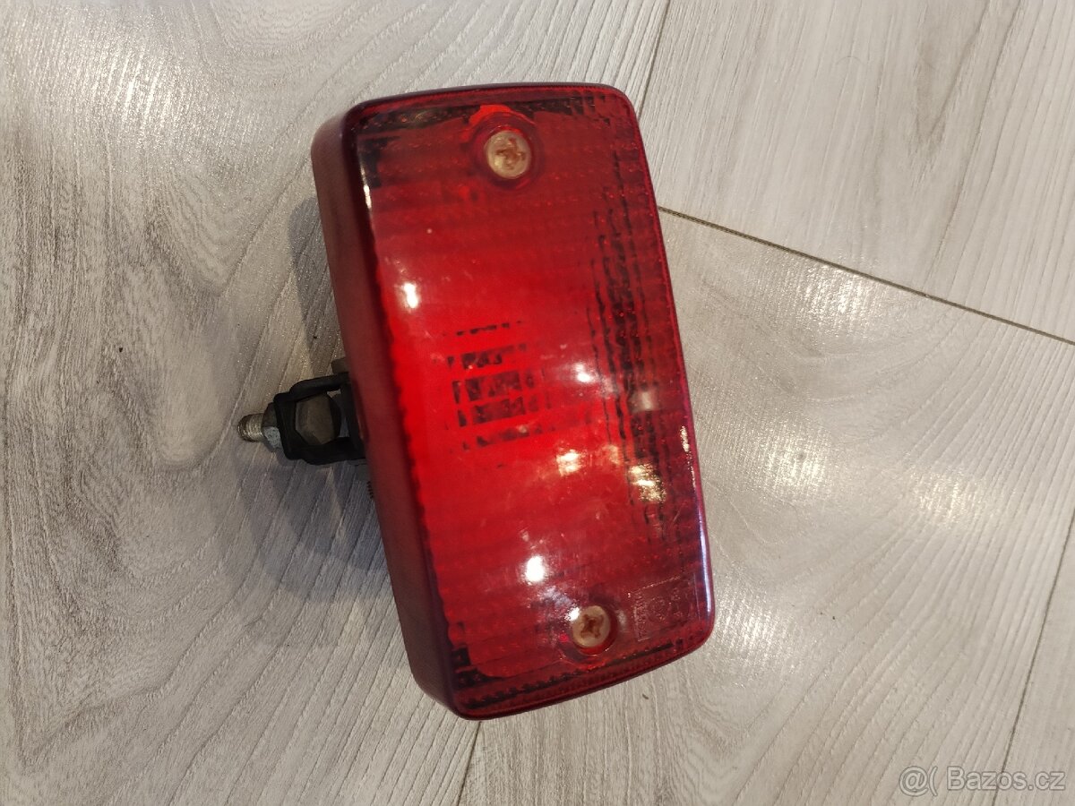 Zadní mlhové světlo 556 Škoda atd