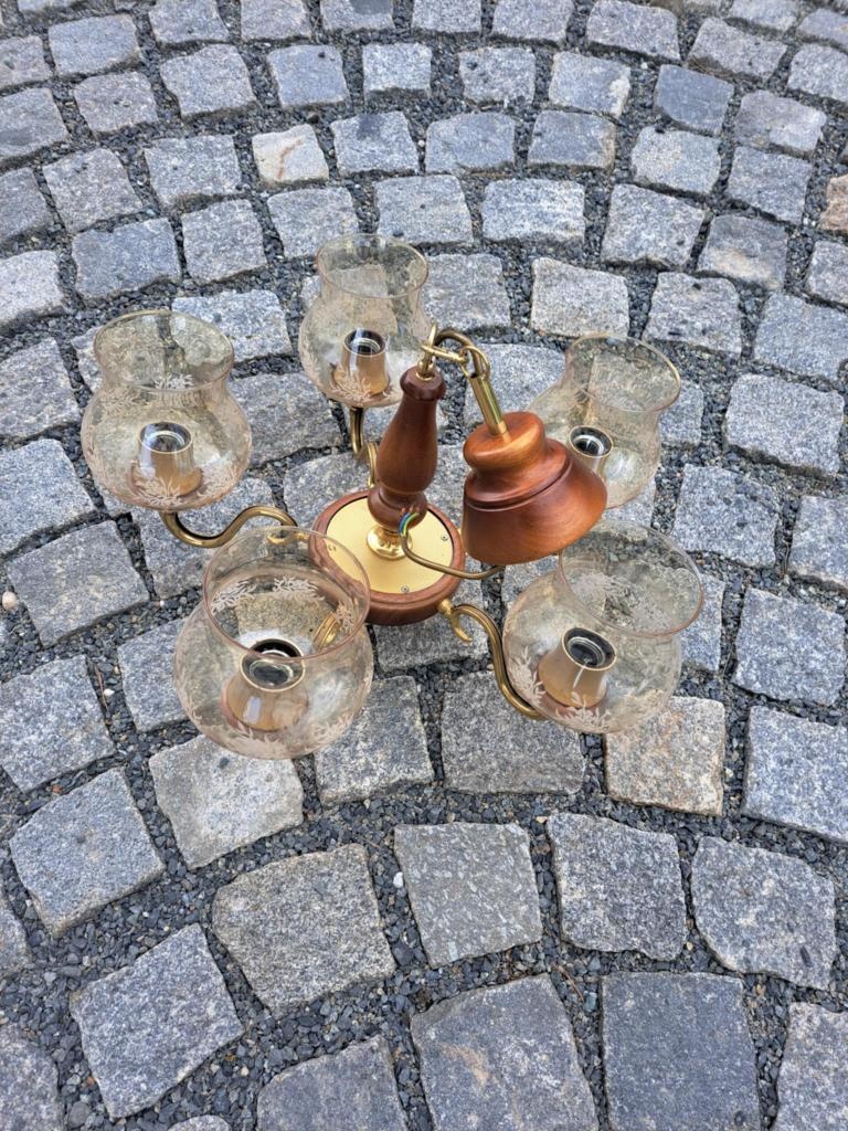 Lustr starý funkční pěkný
