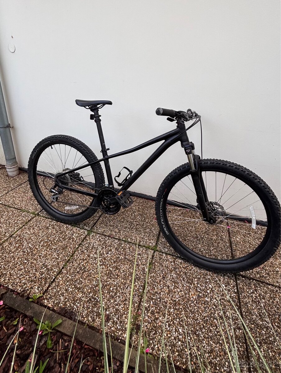 Prodám horské kolo Specialized Pitch (2019), velikost S