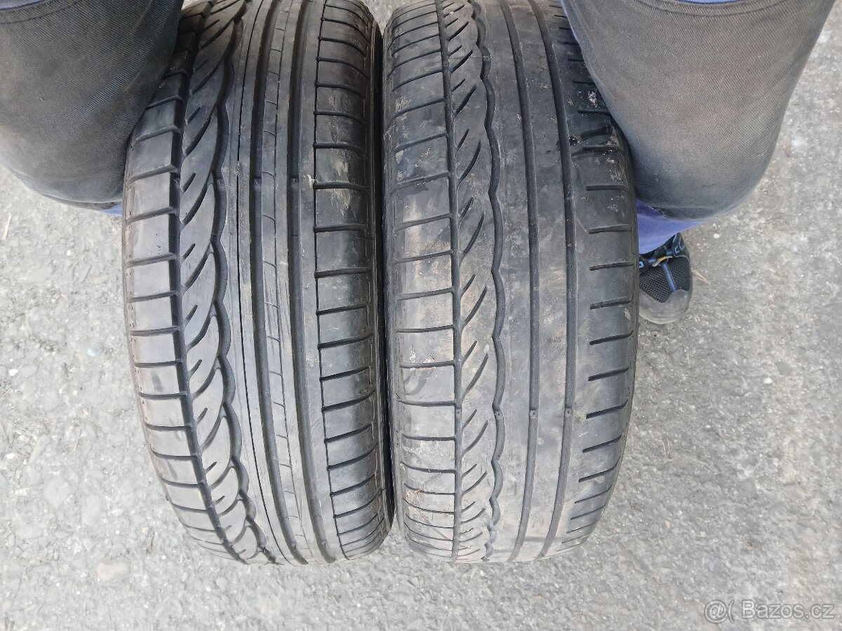 letni pneu dunlop 185/60 R15 se vzorkem 4 az 5mm
