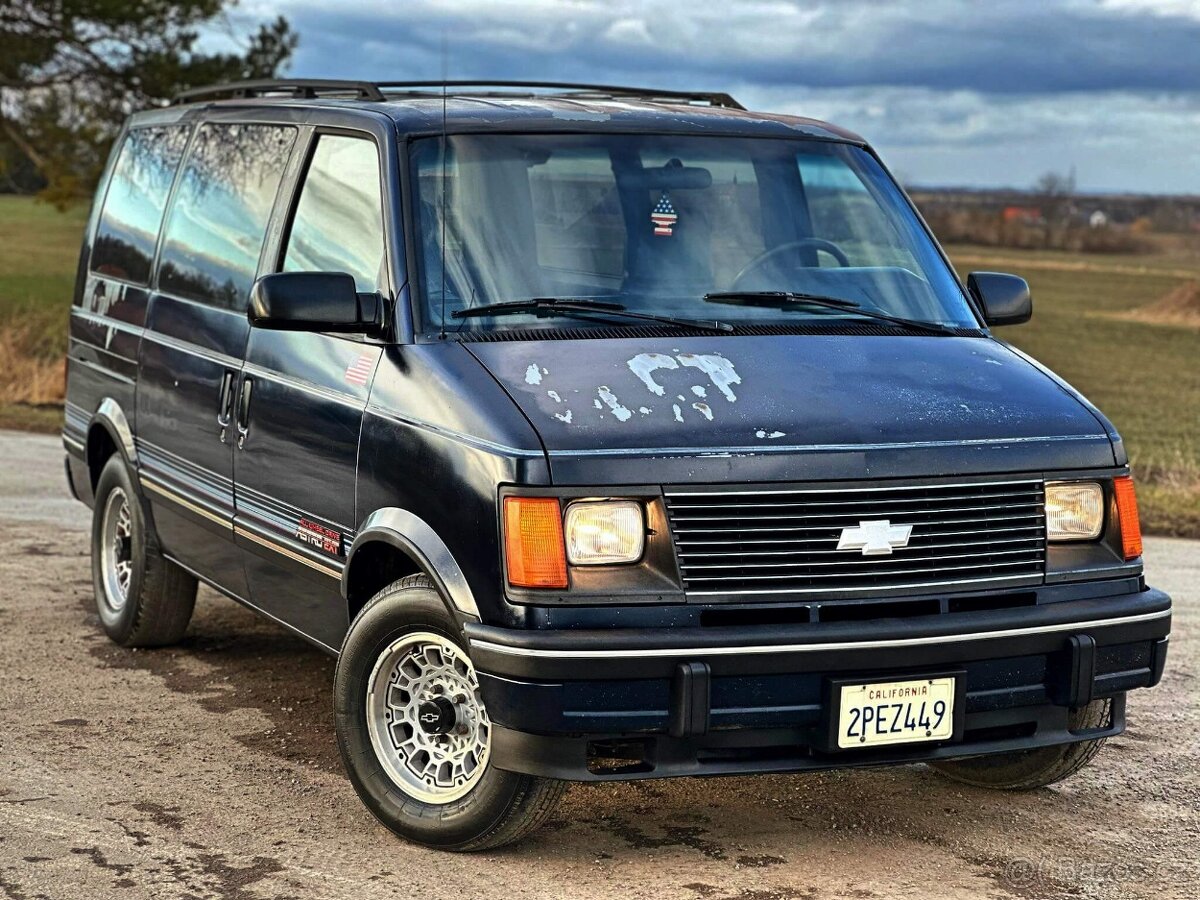 1991 Chevrolet Astro Van AWD | 4.3 V6
