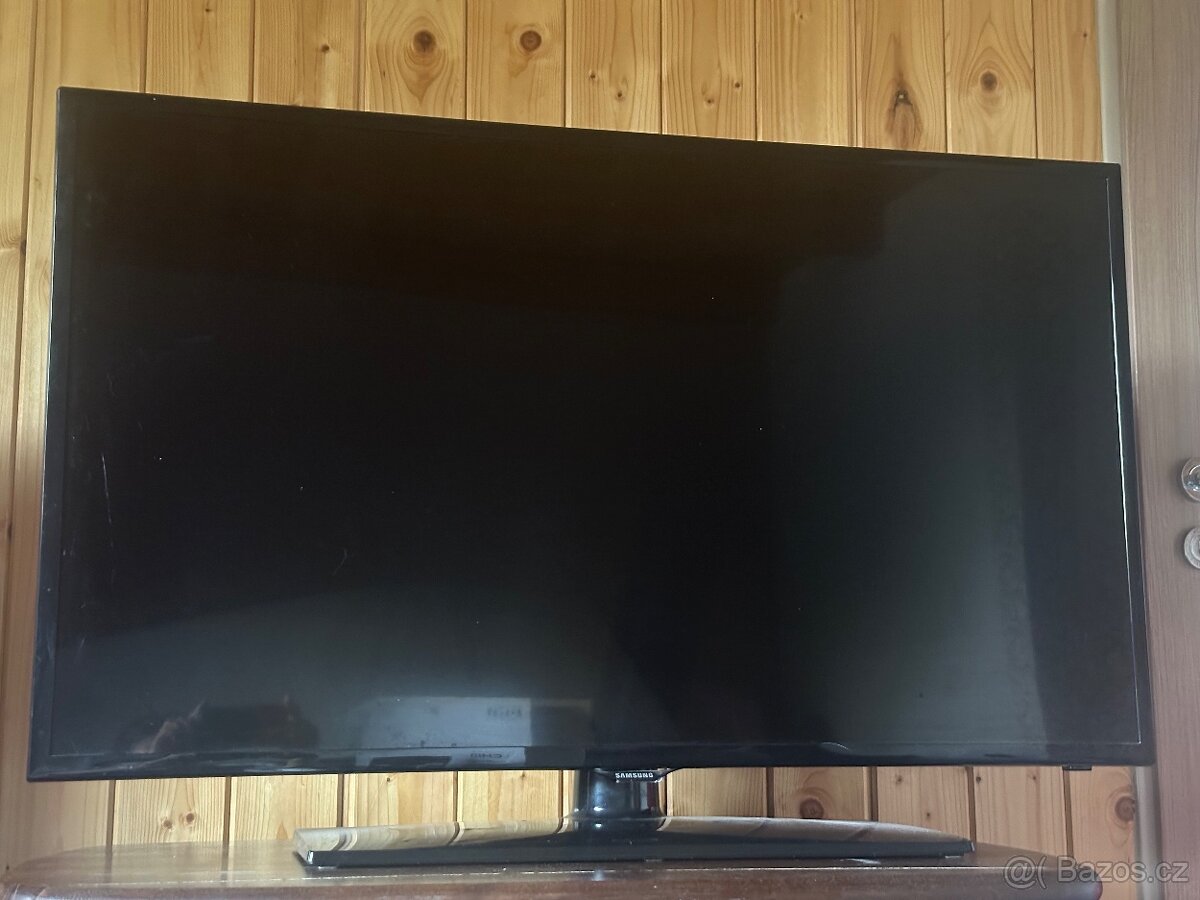 Led televize Samsung UE42F5000 + set-tob box zdarma