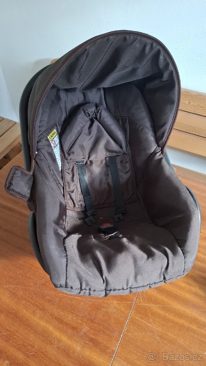 Autosedačka od narození (0-13 kg)