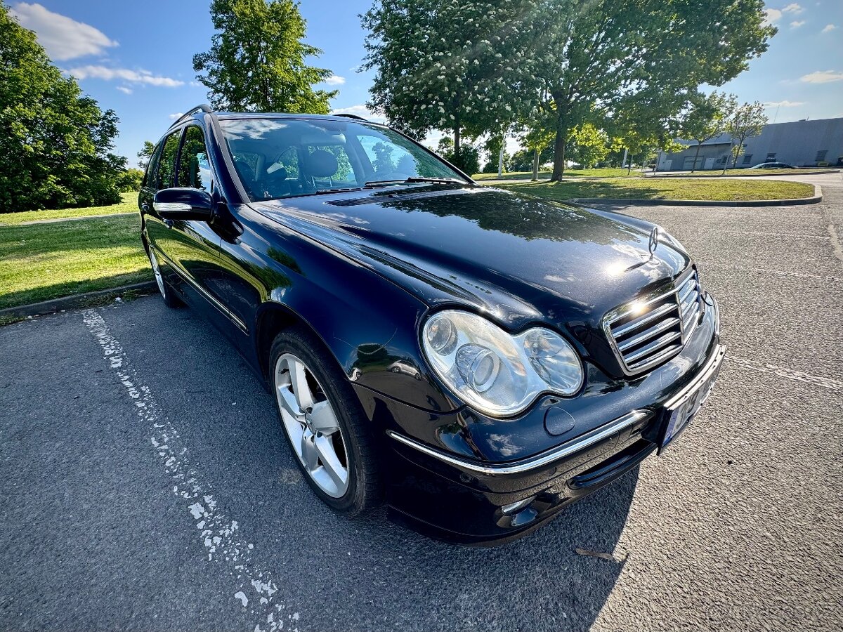 Mercedes Benz W203 C 270 cdi T Avantgarde