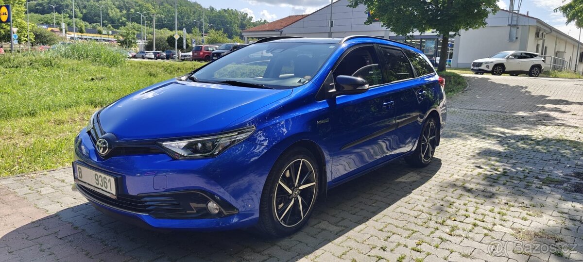 Toyota Auris 1.8 Hybrid Touring Sports Executive