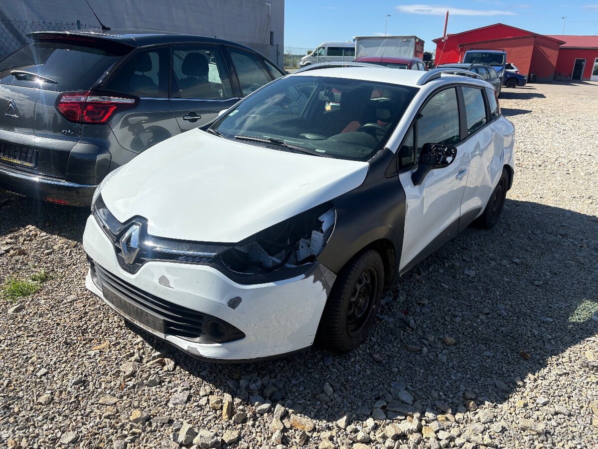Renault Clio 1,2i 54kw r.v. 2014