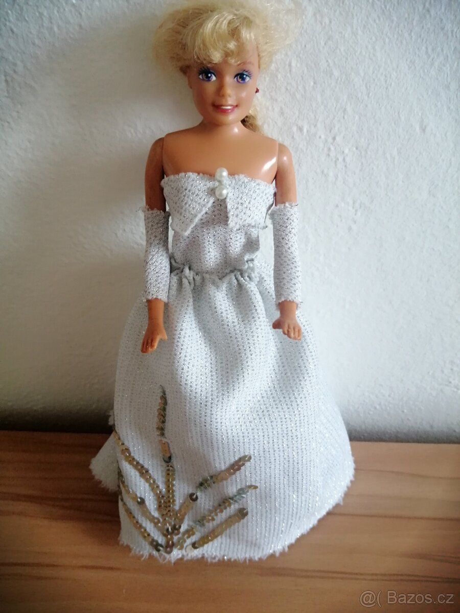 Svatební saty pro Barbie 2