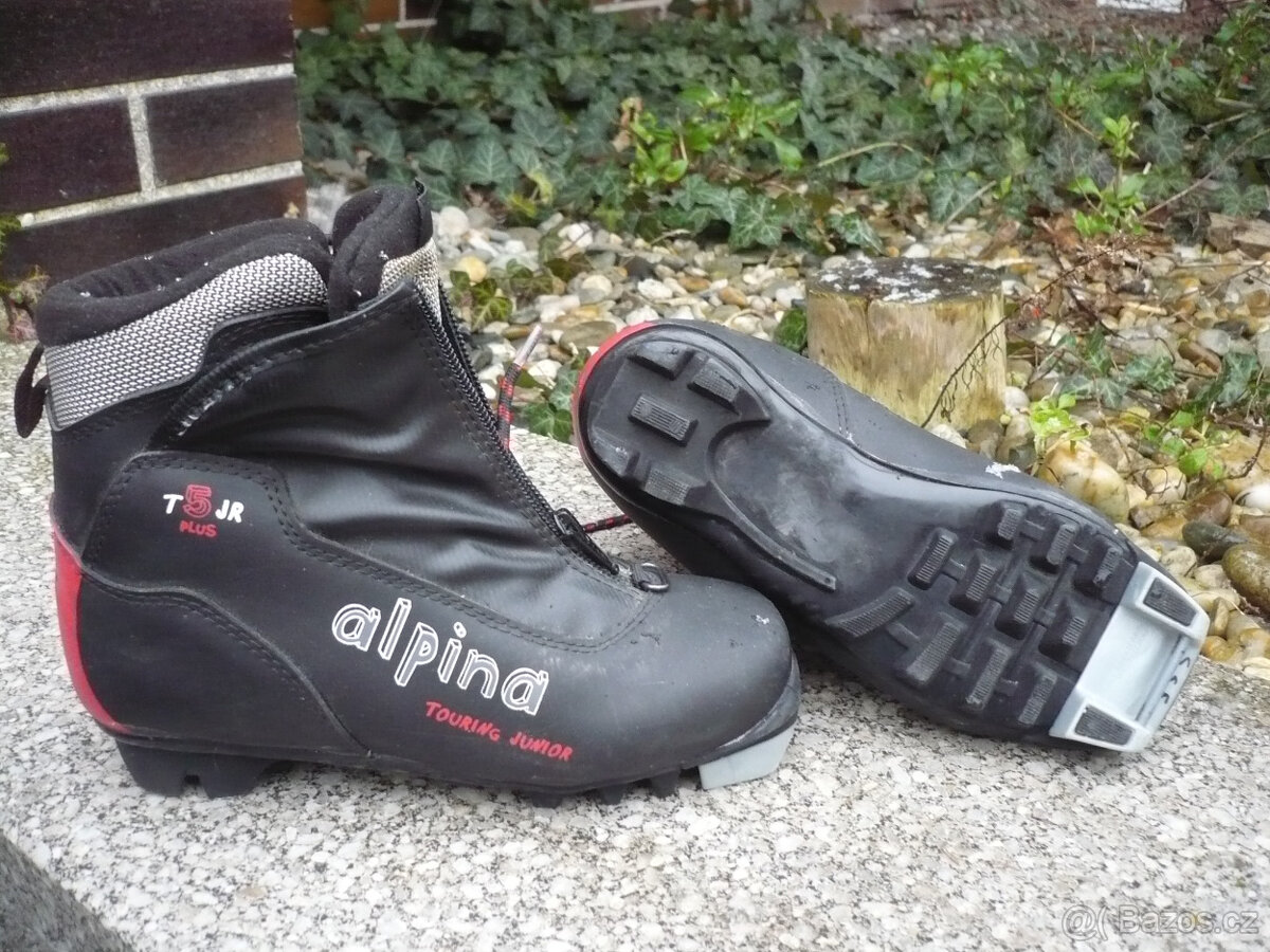 Boty na běžky Alpina upínání NNN Rottefella velikost 32