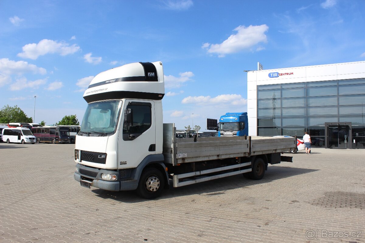 DAF LF 45.180, SPACÍ NÁSTAVBA, EURO 3, PNEU 80%