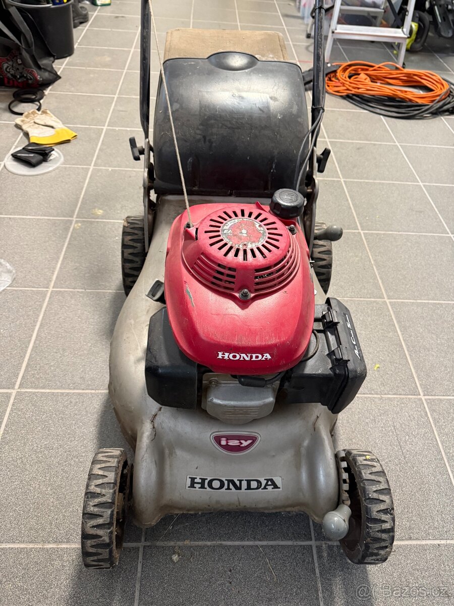 Benzínová sekačka HONDA HRG465C3 SDE