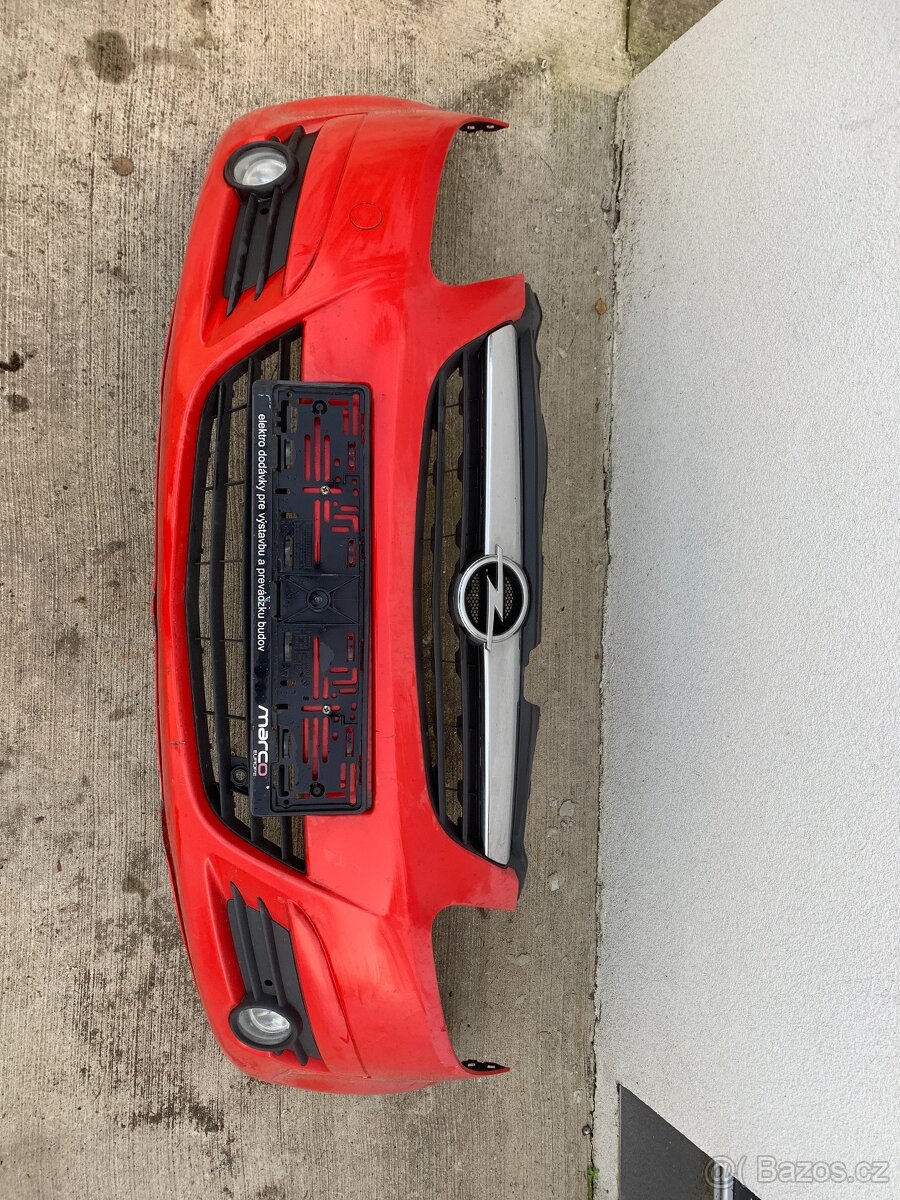 Nárazník Opel Corsa 2006-2011