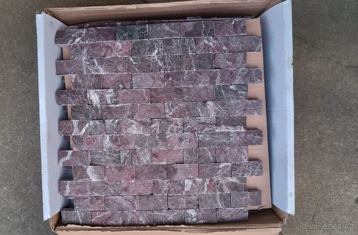 Mozaika mramor rosso levante