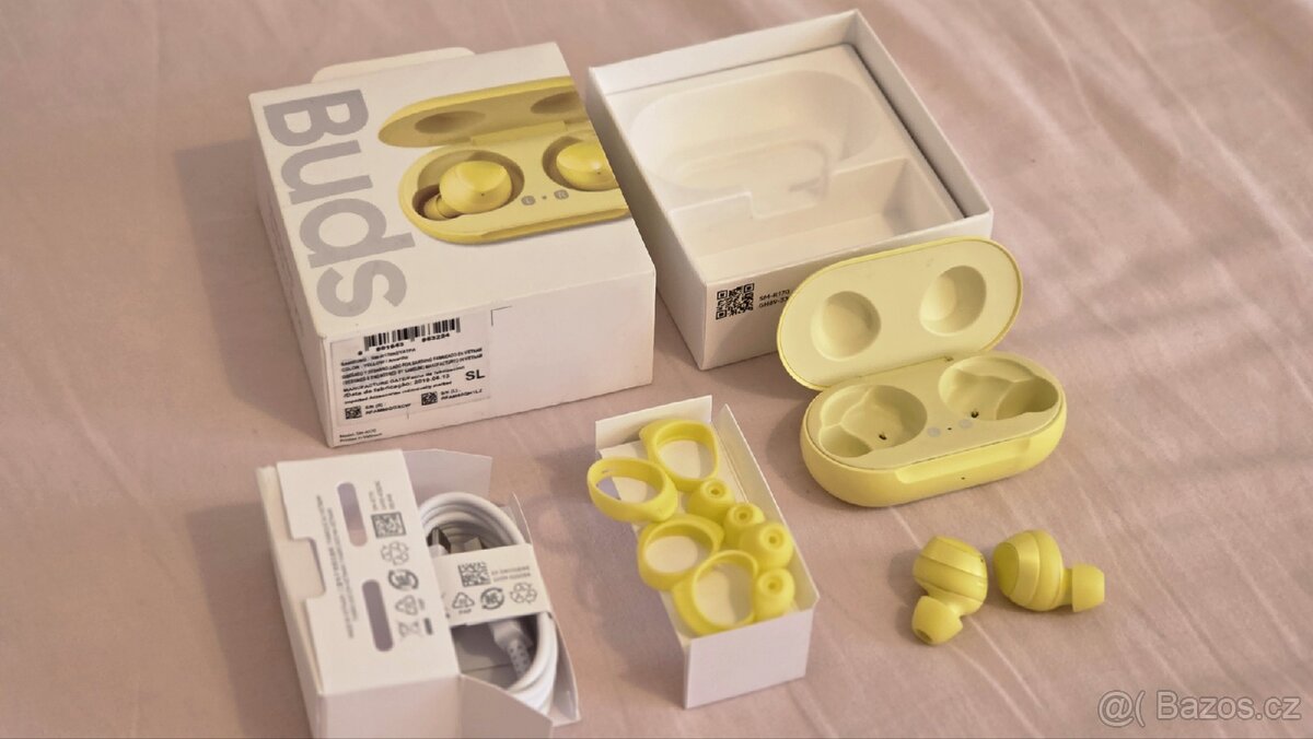 Galaxy buds žlutá komplet balení,originál
