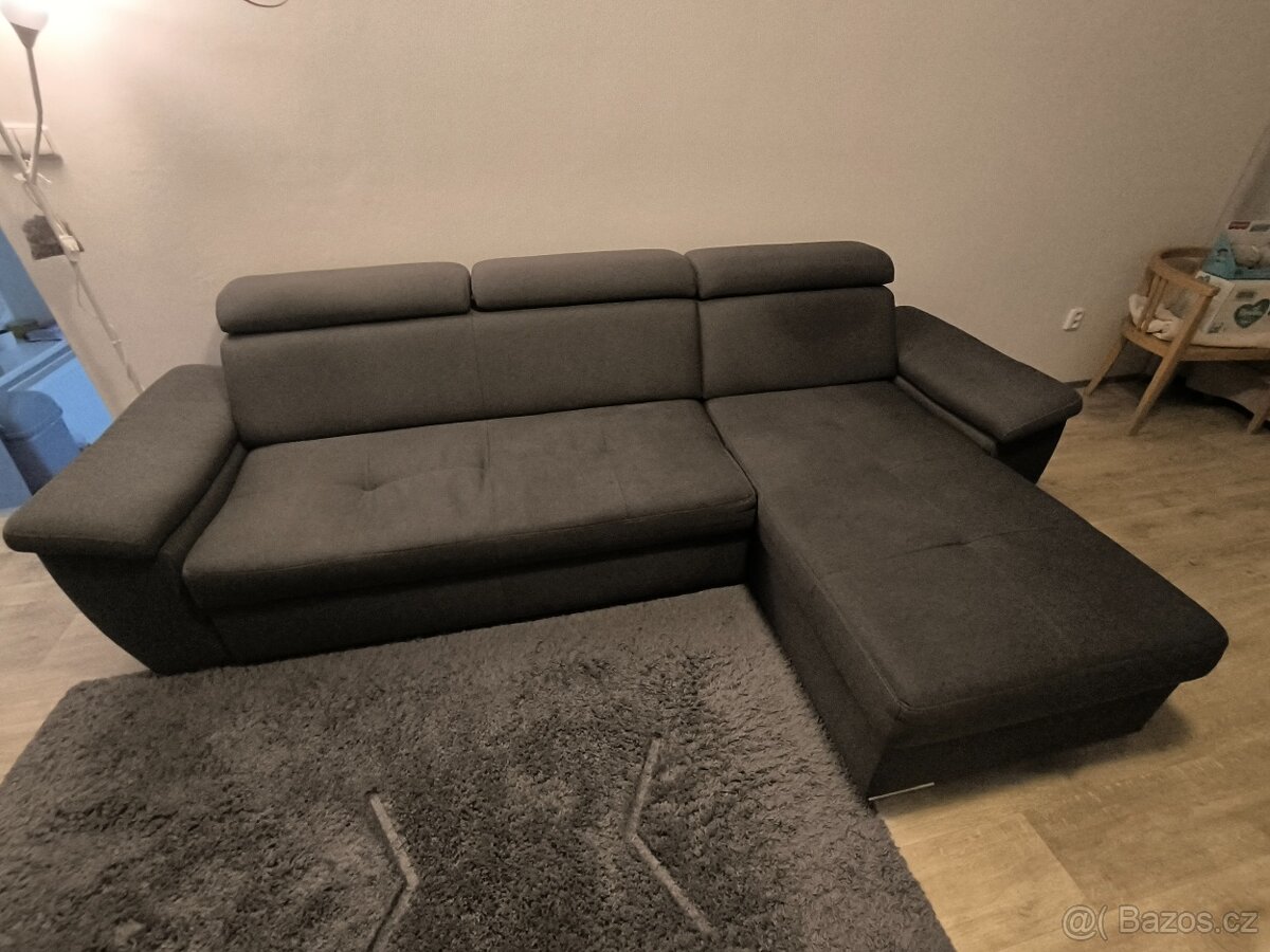 Gauč rozkládací s úložným prostorem