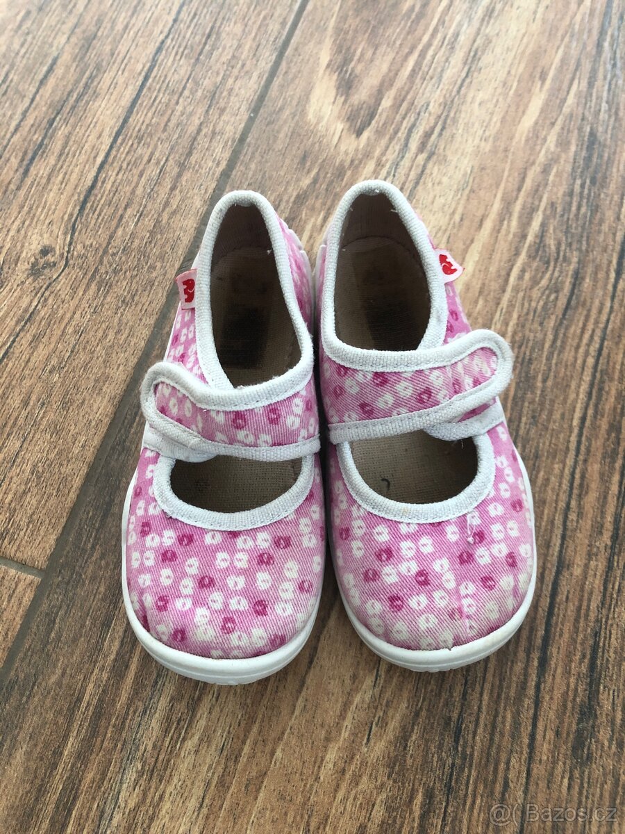 Dívčí bačkůrky – vel. 23