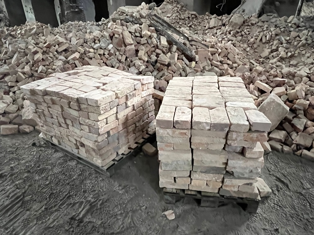 Šamotové cihly 100 let staré