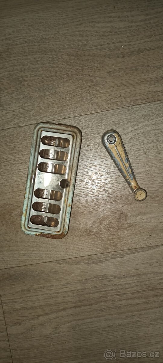 Prodám svorniky sedaček