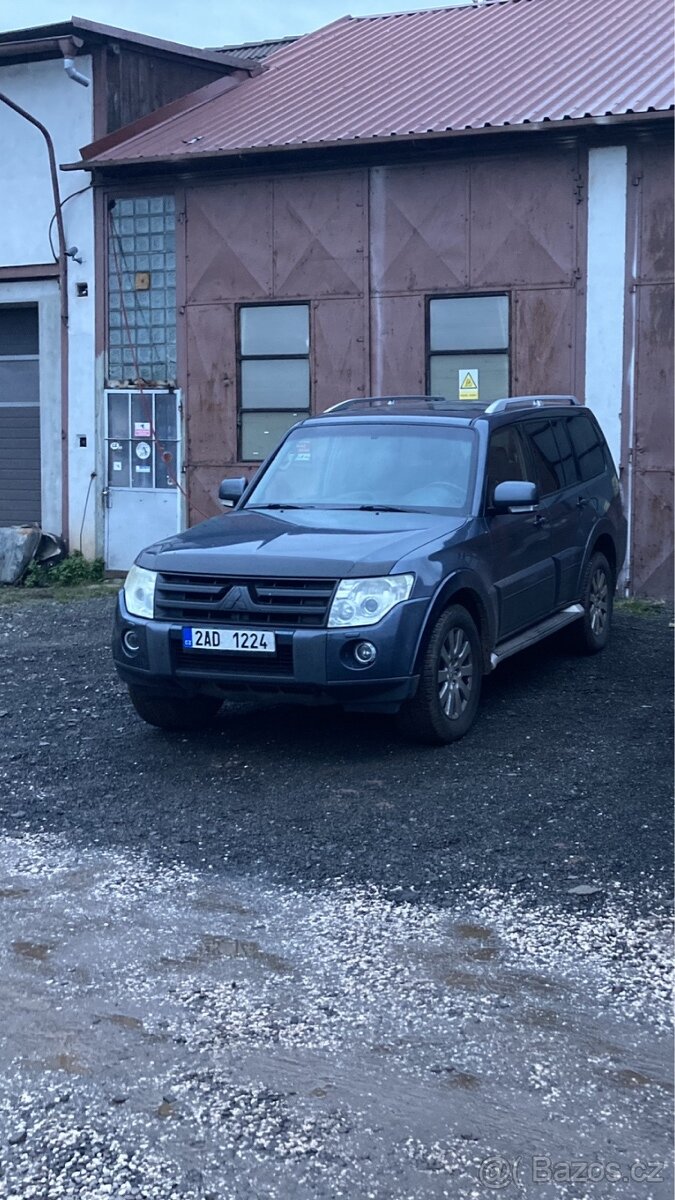 pajero IV , 3.8 V6 benzín