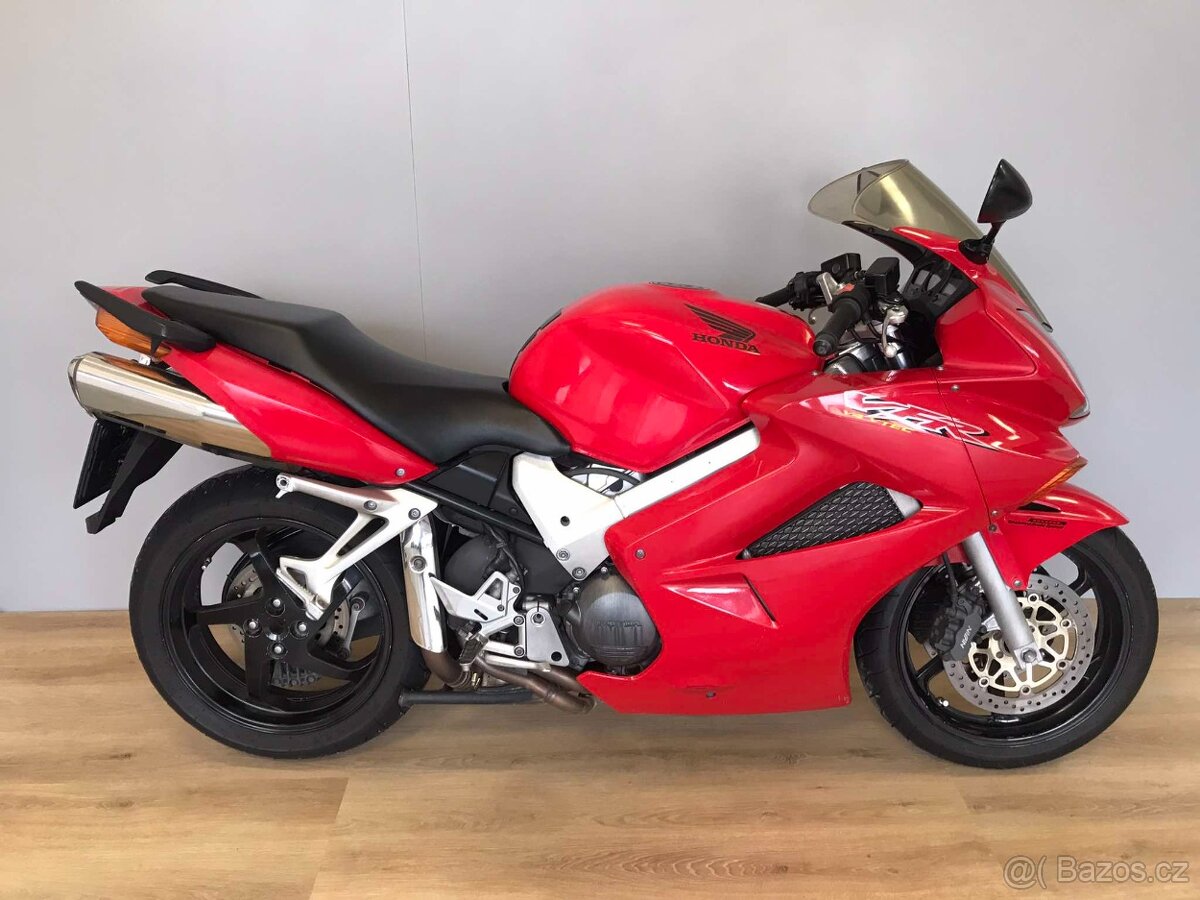 Honda VFR 800 VTEC