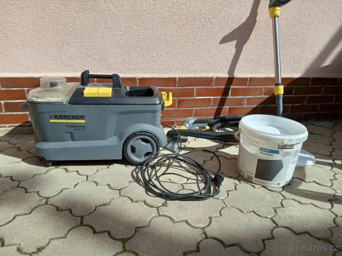 Profesionální čistící stroj Kärcher Puzzi 10/1 + 10kg prášek