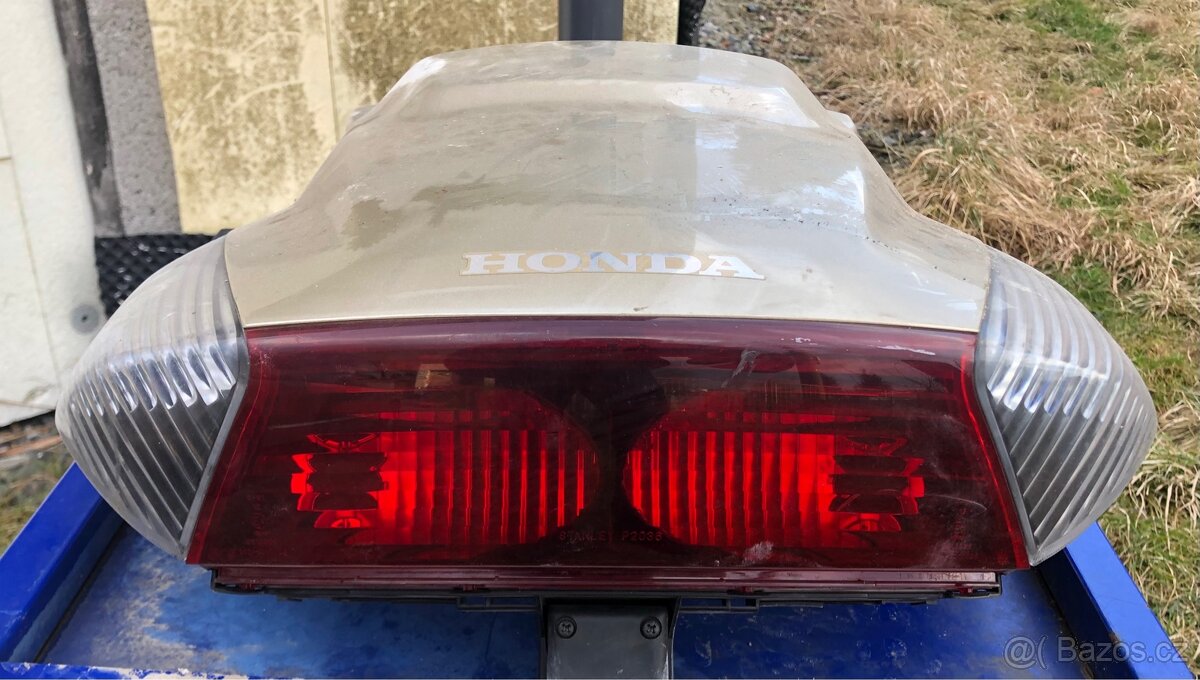 Zadní kapota Honda Silver Wing 600 original