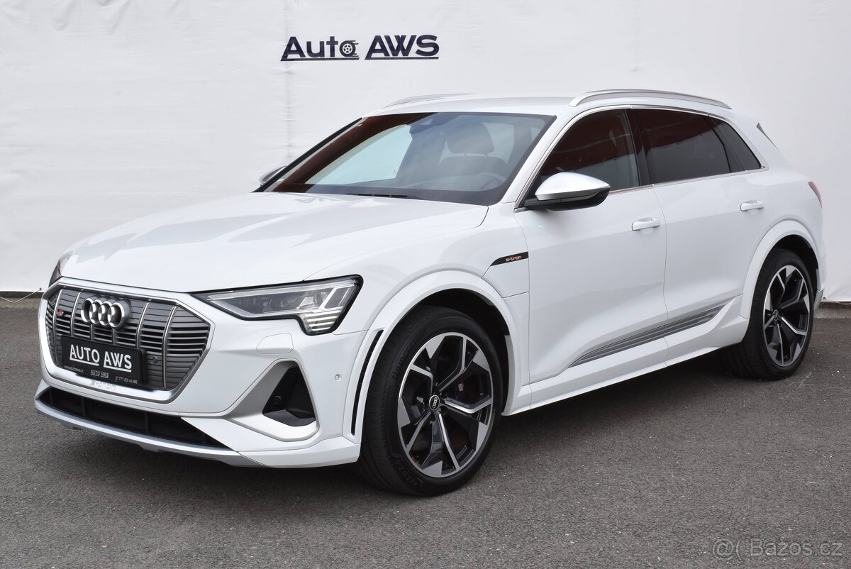 Audi e-tron S 370 Quattro Digital LED