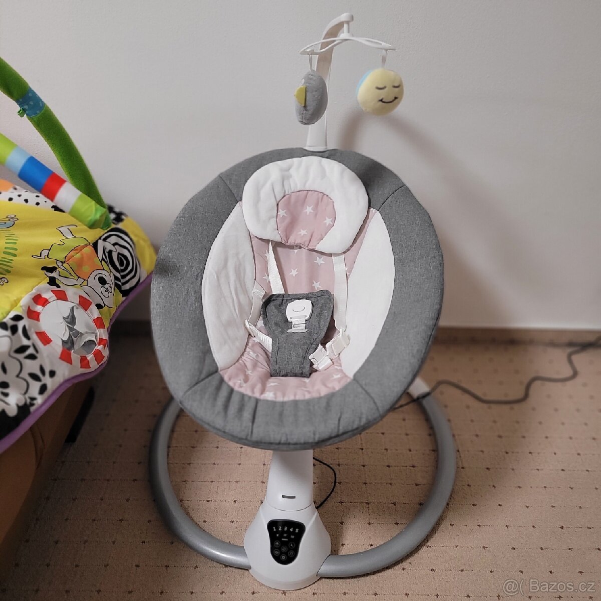 Dětské houpatko, houpací lehátko