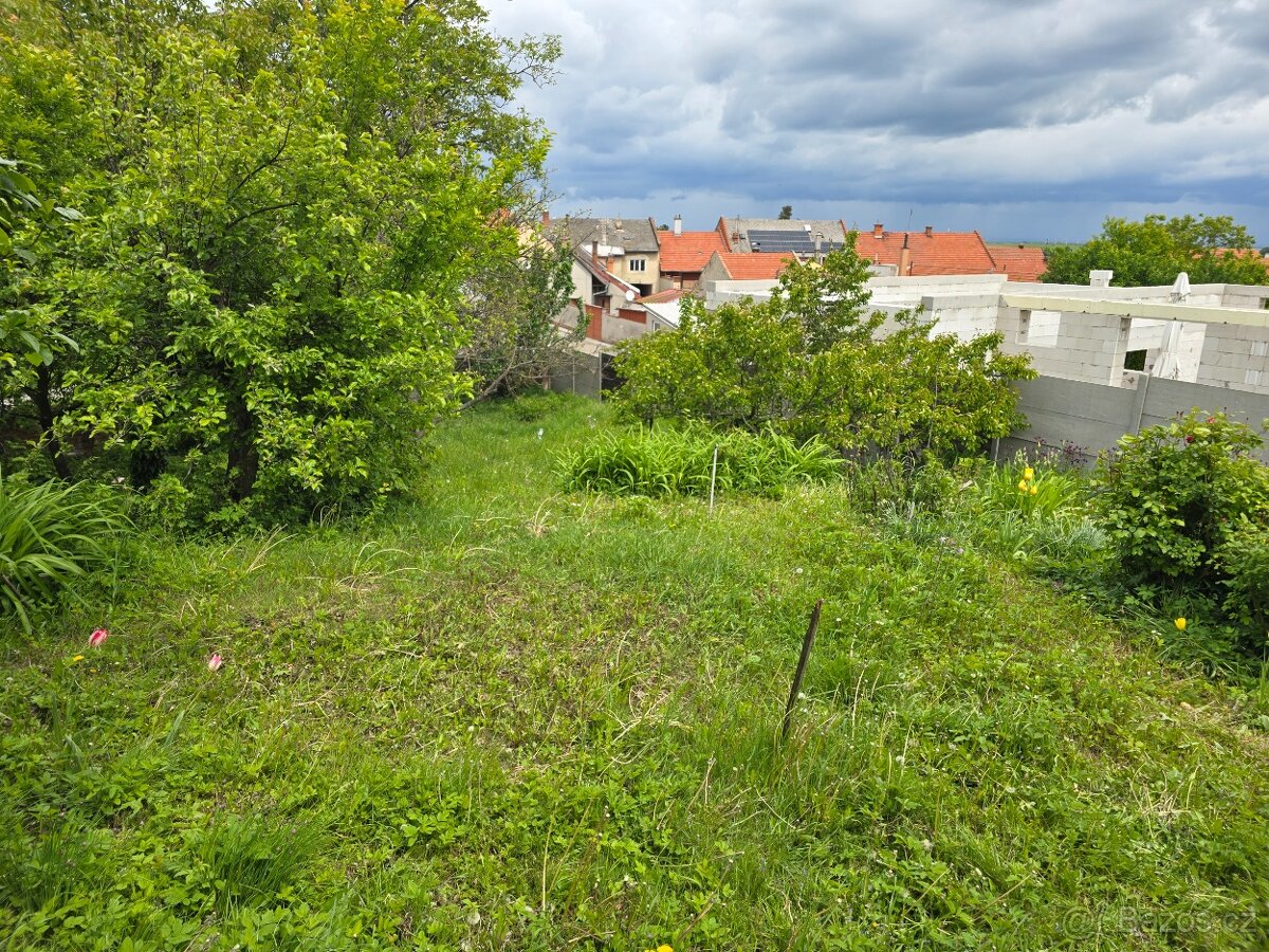 Určice - stavební pozemek - výstavba RD