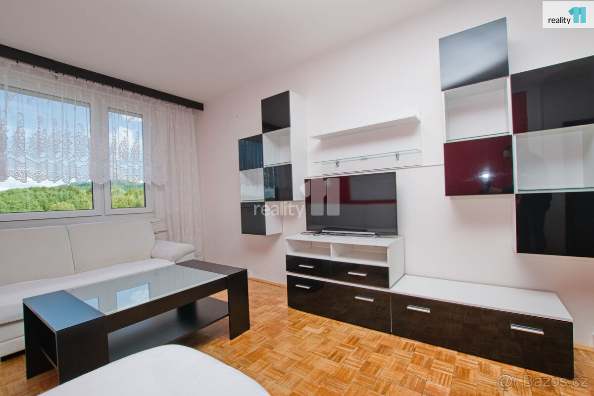 Pronájem zařízeného bytu 3+1, 80 m2 Liberec