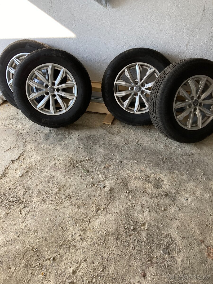 ALU kola se zimní pneu 235/65 R17.