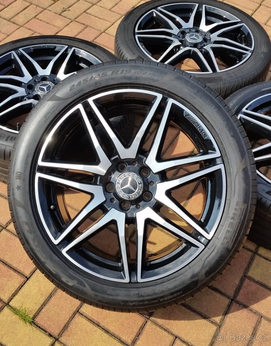 Letní sada MERCEDES W447 AMG 5x112 R19 p.245/45/19 V-Class