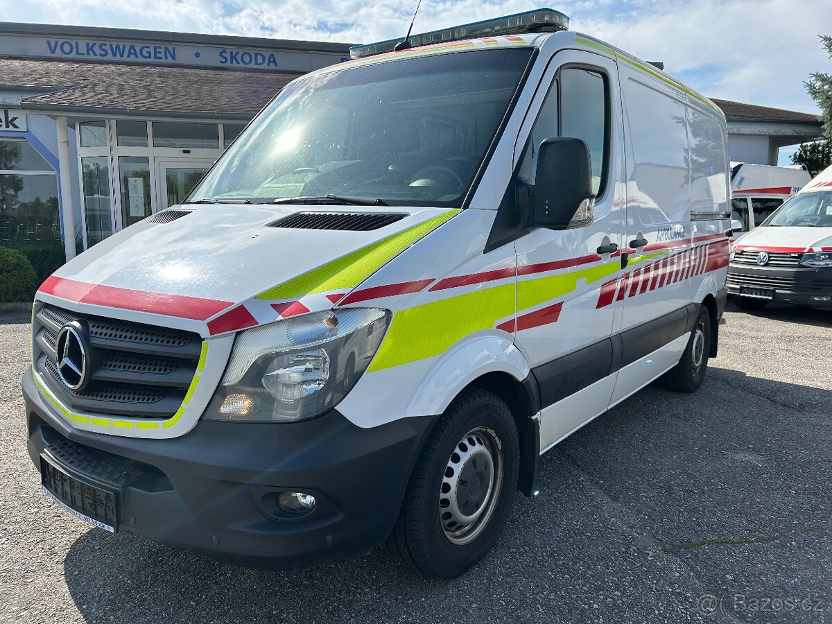 Mercedes-Benz Sprinter 2.2 CDI Sanitní vůz - Manuál