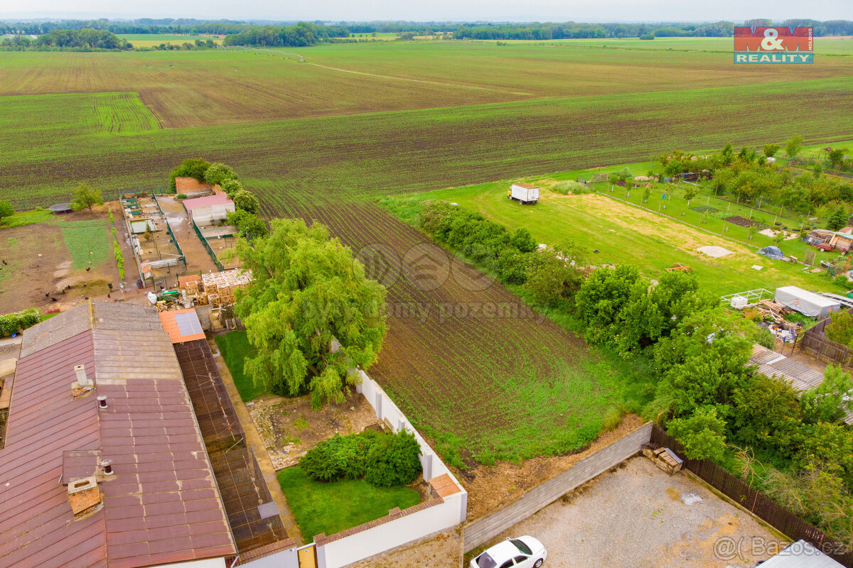 Prodej pozemku k bydlení, 1404 m², Šanov