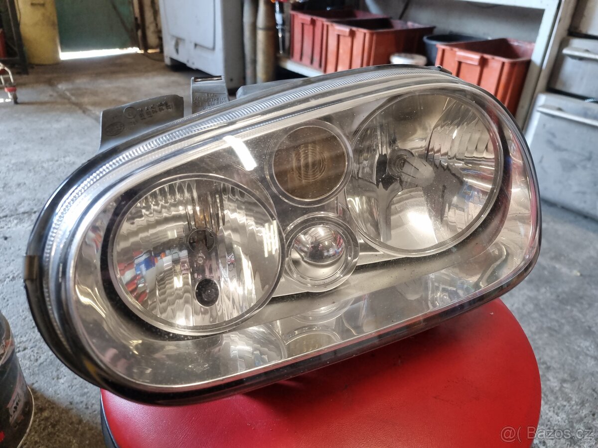 Přední světla Volkswagen Golf 4 - Hella