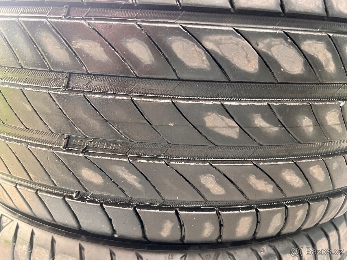 Michelin 225/45 R17 letní