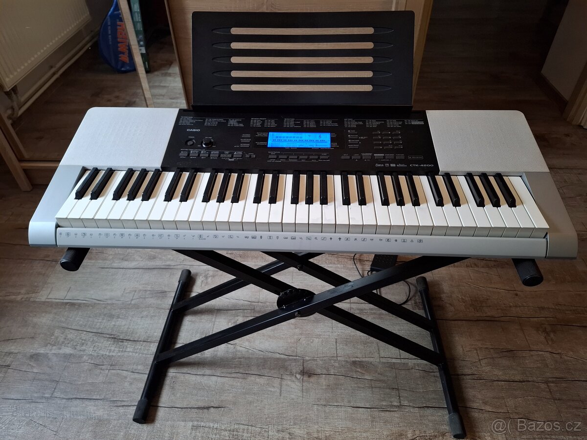 Keyboard Casio CTK-4200