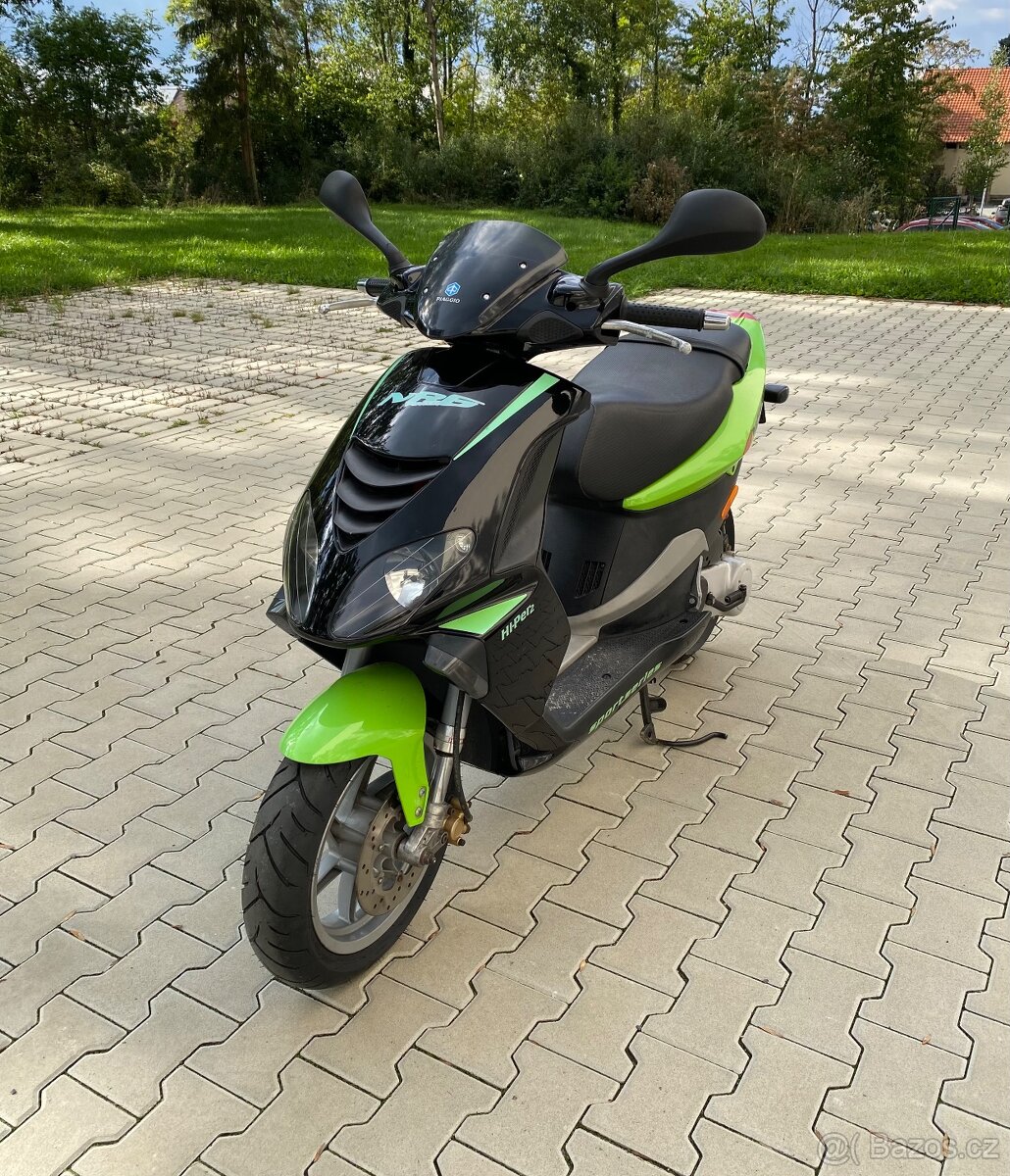Skútr Piaggio NRG bez ŘP 25 km/h